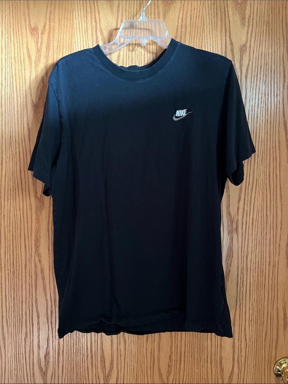 Nike Black Short-Sleeve Crewneck T-Shirt with Small Chest Logo
